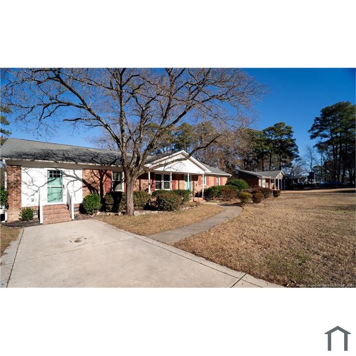 1733 Daisy Ln
