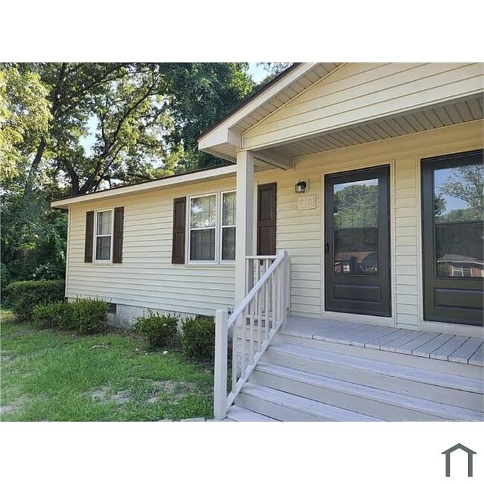 910 Miller Ave