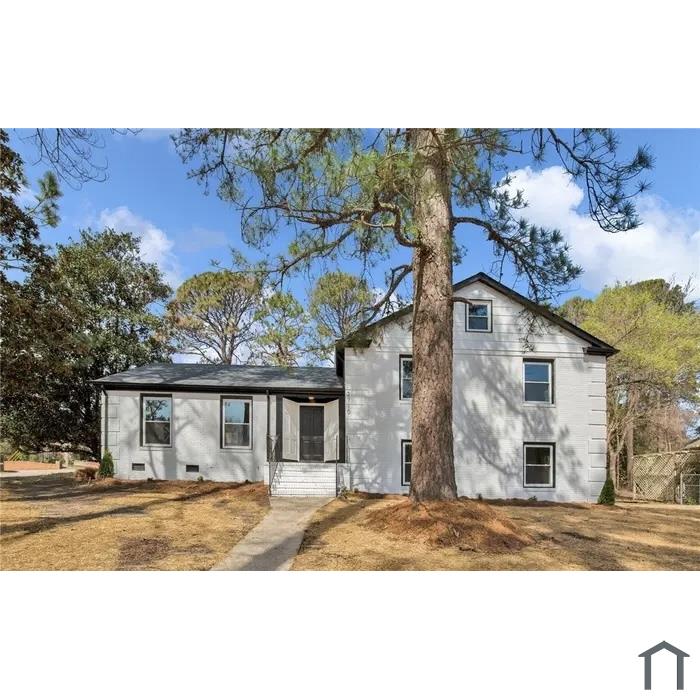 2710 Fordham Dr