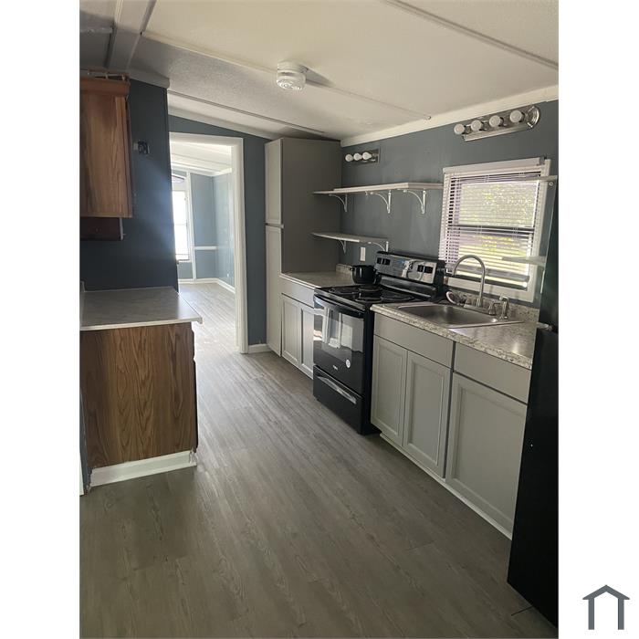 253 Ivan Dr