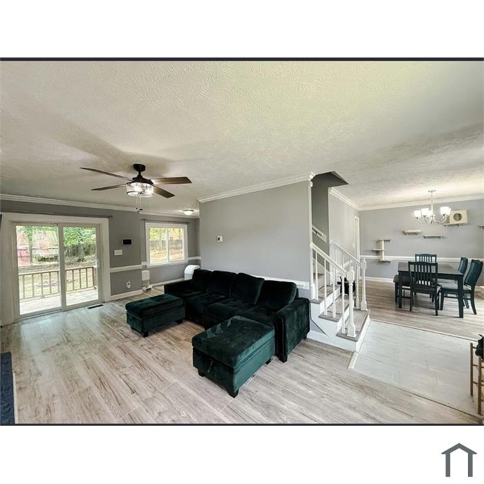 3446 Sandystone Cir