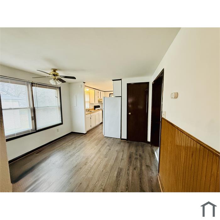 1103 S Meeting St