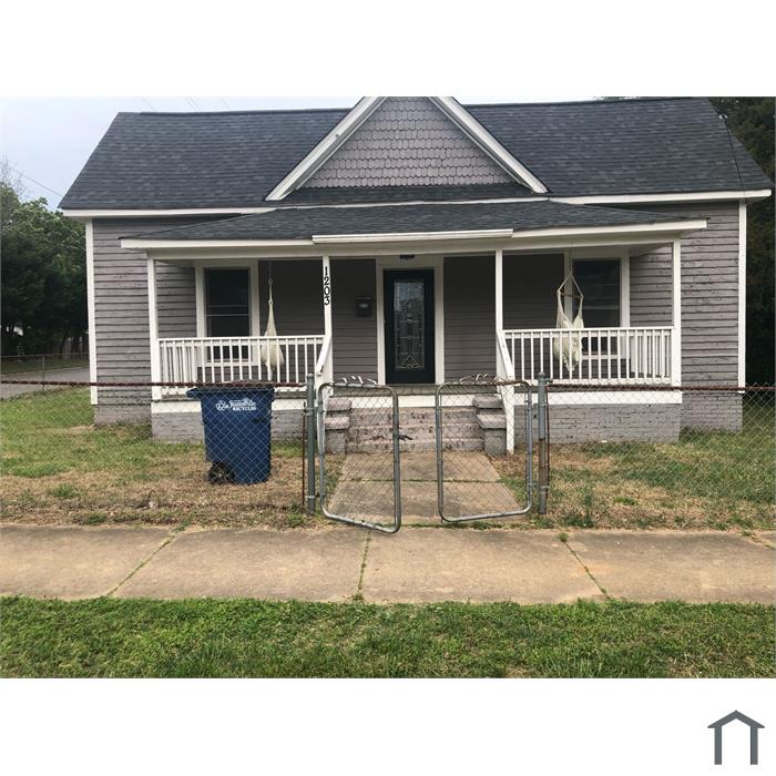 1203 Wilson W Lee Blvd