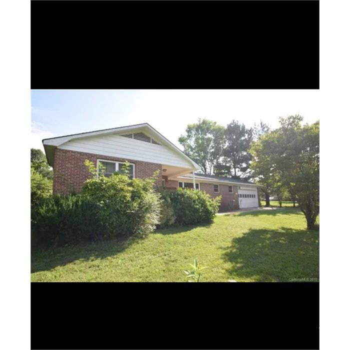 Pet Friendly Houses for rent in Black Mountain, NC