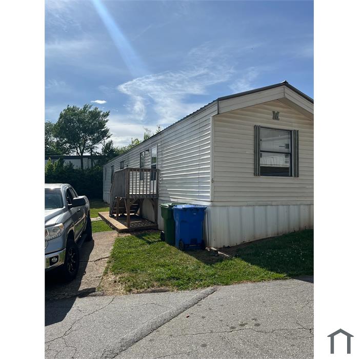 136 N Bear Creek Rd