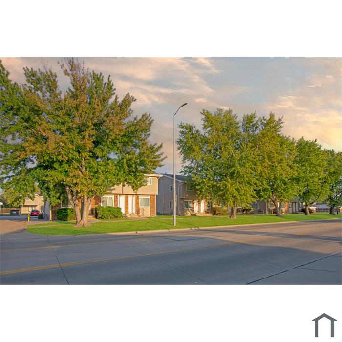 Lee Townhomes