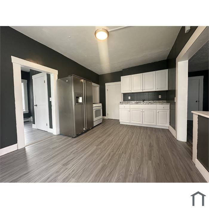 26 Amory St
