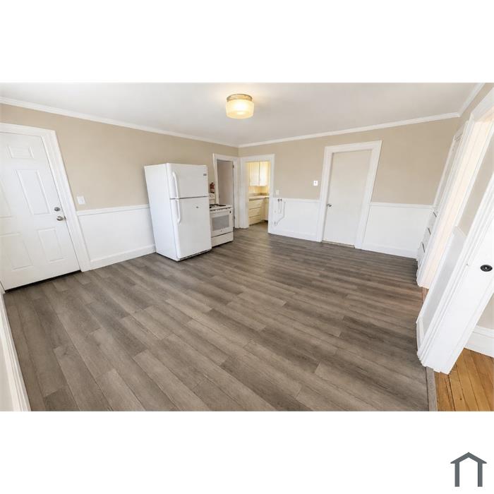 260 Central St