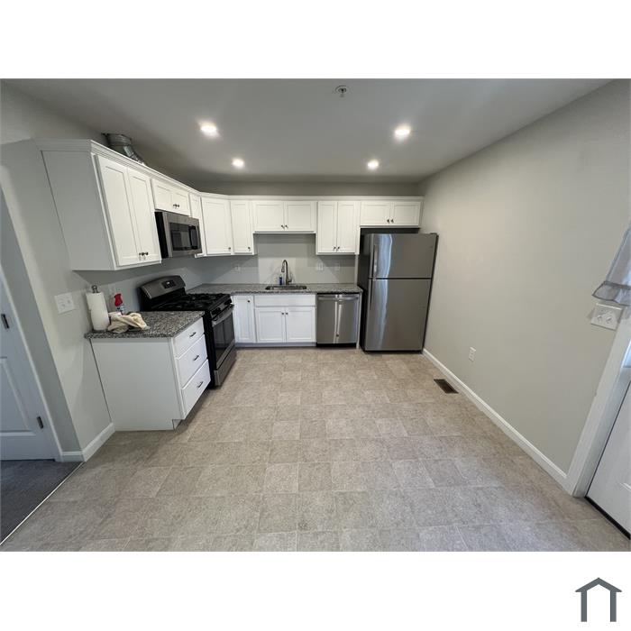 327 Silver St