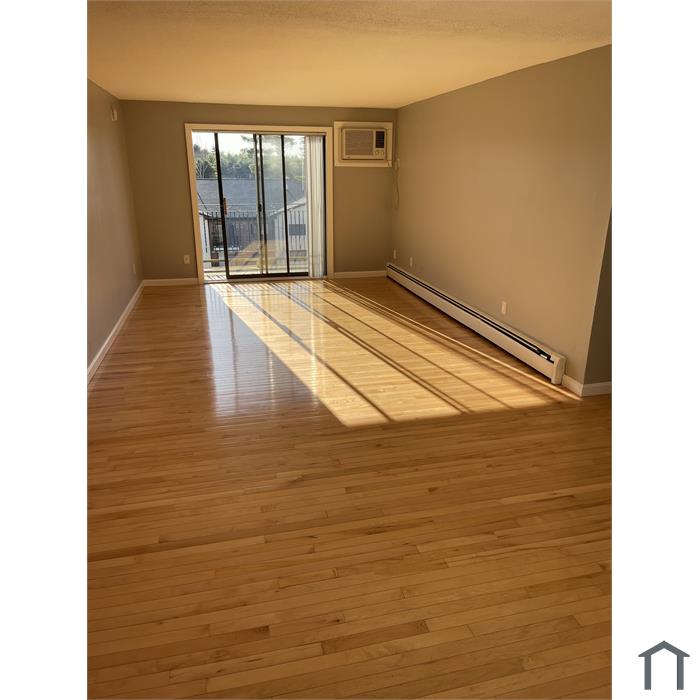 124 Mammoth Rd