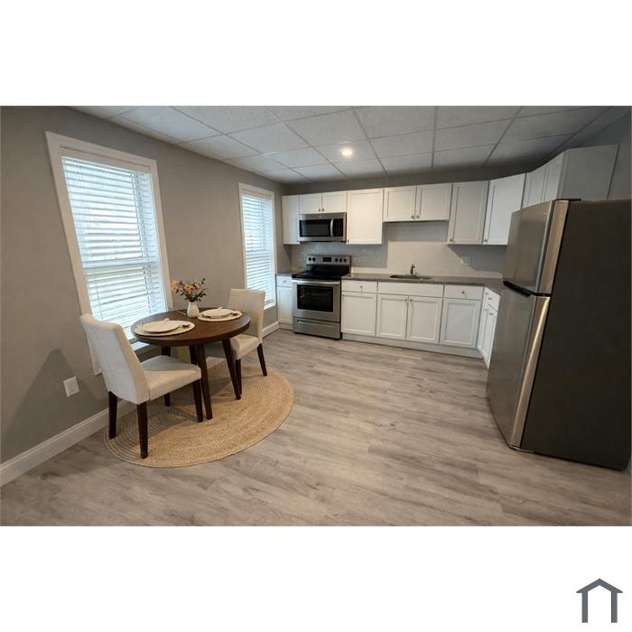 25 Pleasant St