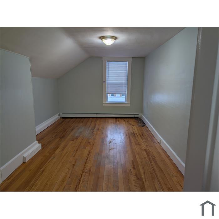 23 Bunker Hill St