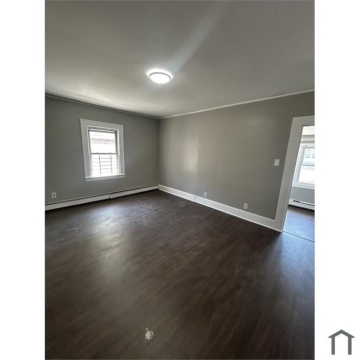 9 Rosedale Ave