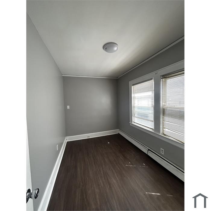 9 Rosedale Ave