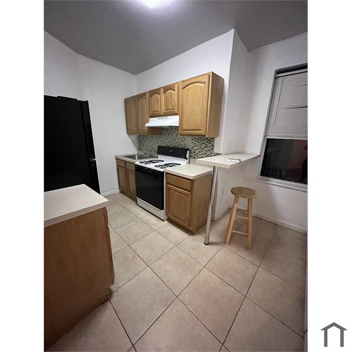 212 Central Ave