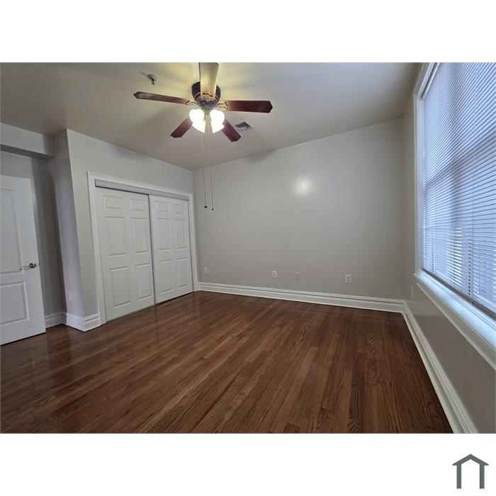 1000-1002  West Street