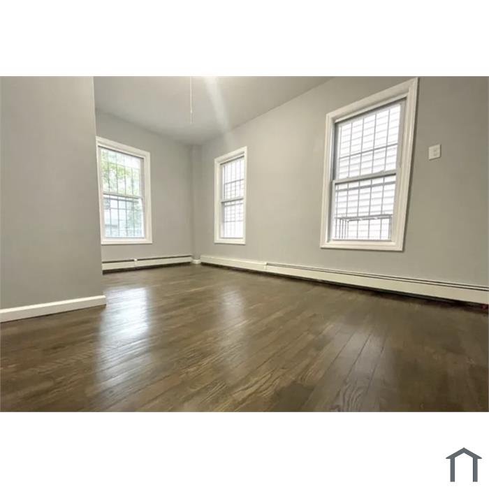 249 Littleton Ave