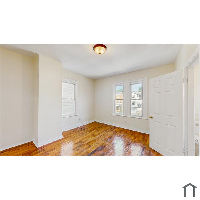 59 Wakeman Ave
