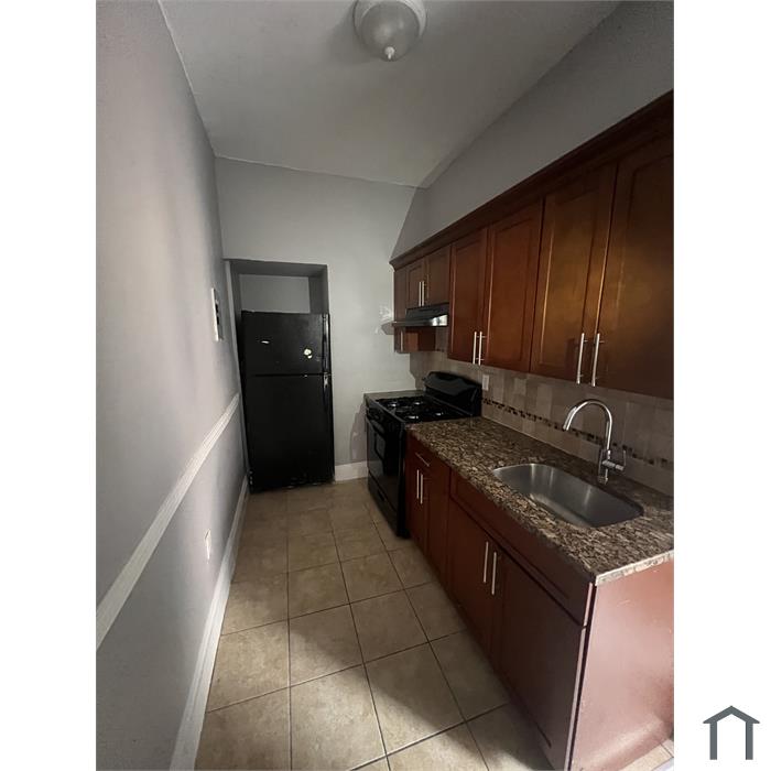 449 Mount Prospect Ave