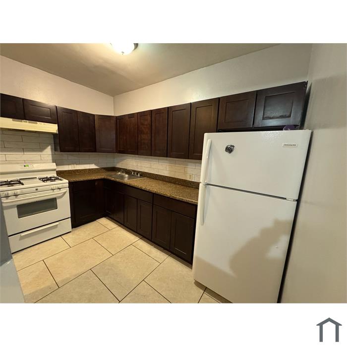 57 Maple Ave