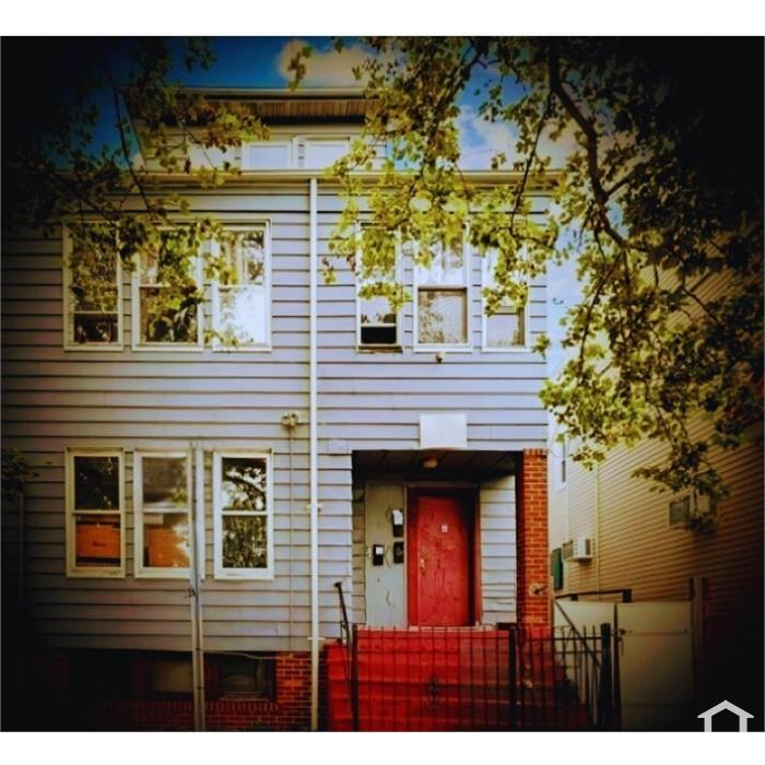 349 Lyons Ave
