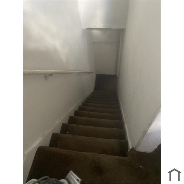 118 S Main St