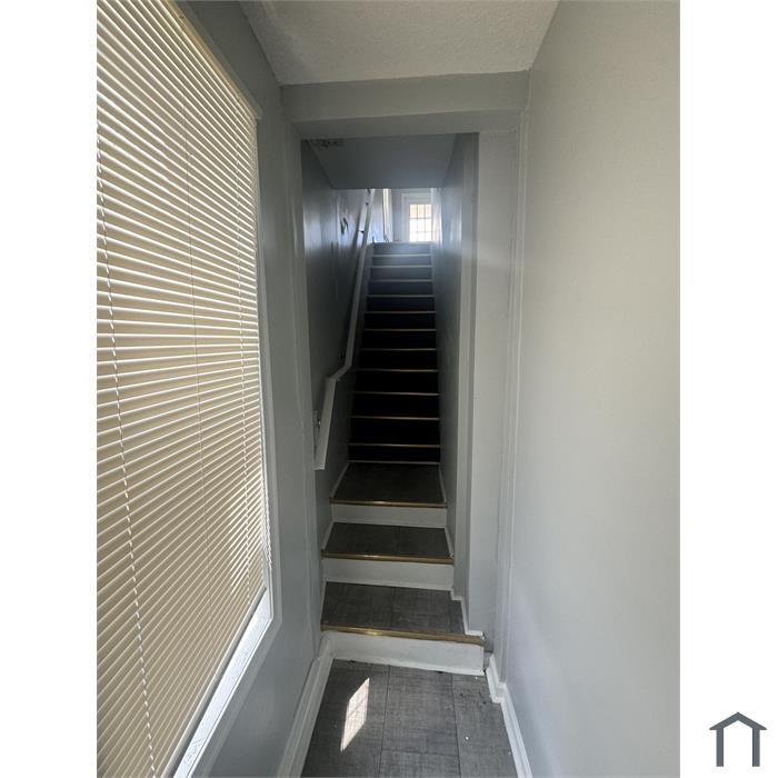 30 Nelson Ave