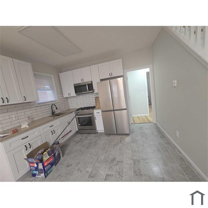 1113 S 4th St