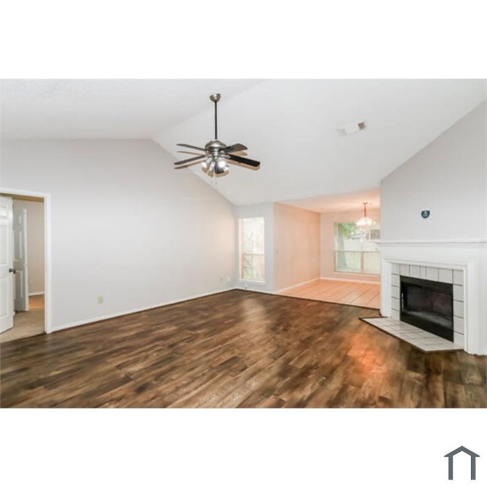 964 Michael Ave