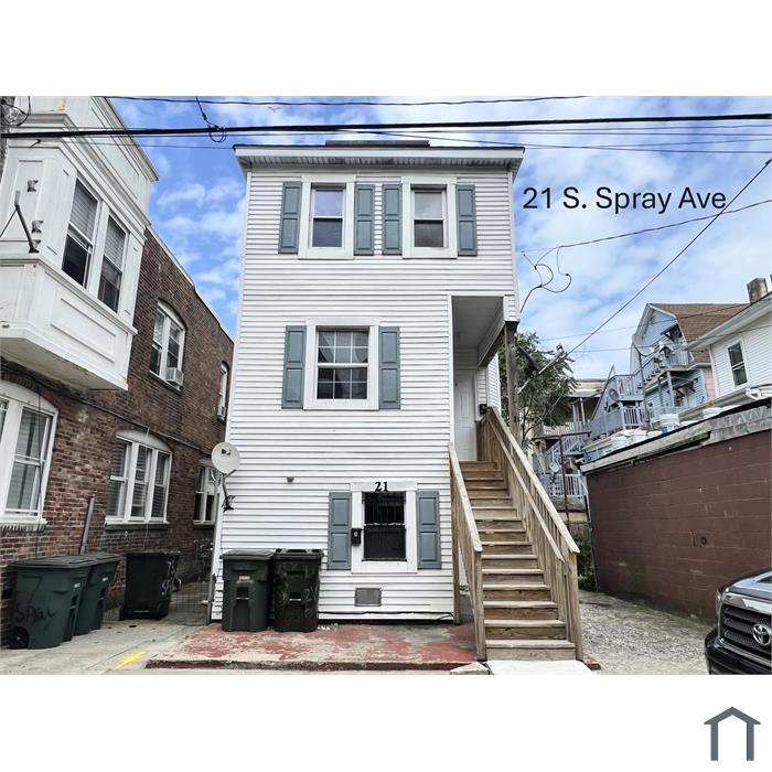 21 S Spray Ave
