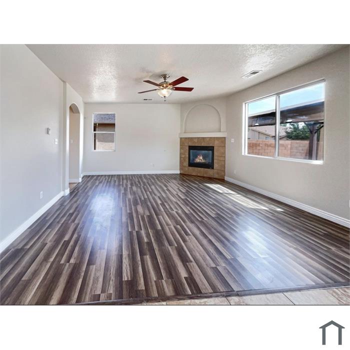 720 Rain Lily Rd SW