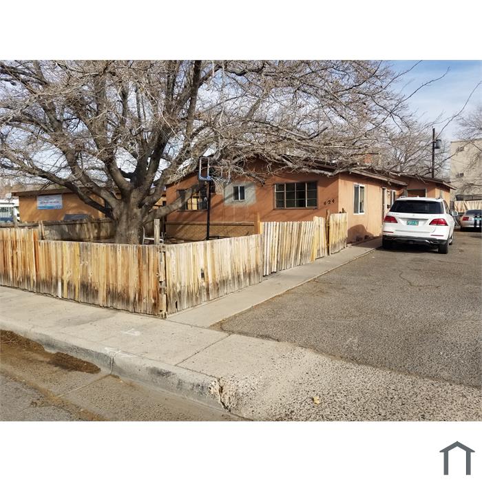 424 Alcazar St SE