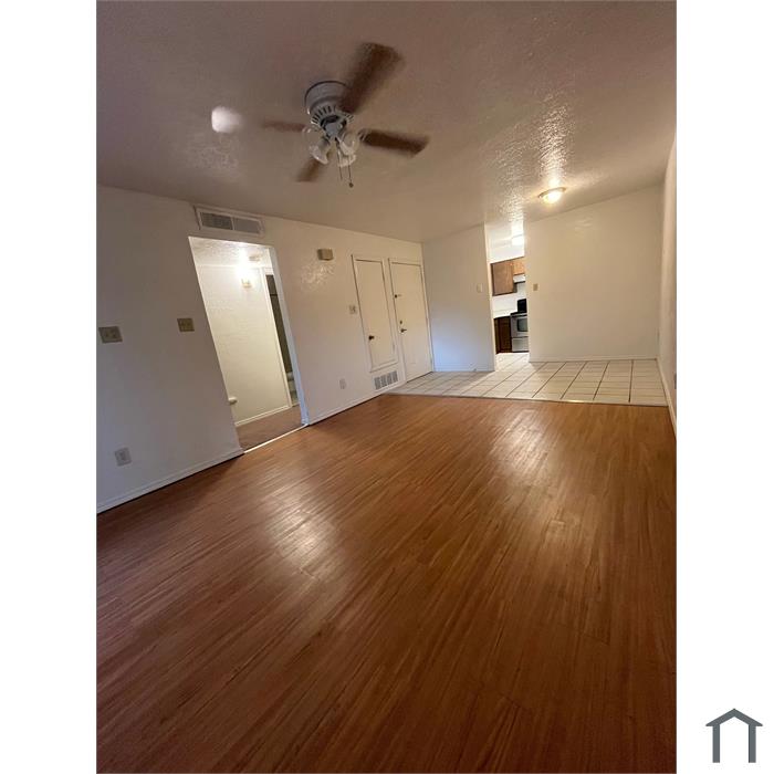 309 Sierra Dr SE