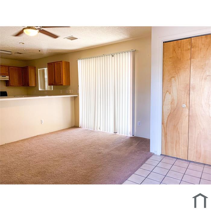 Valencia Park Apartments