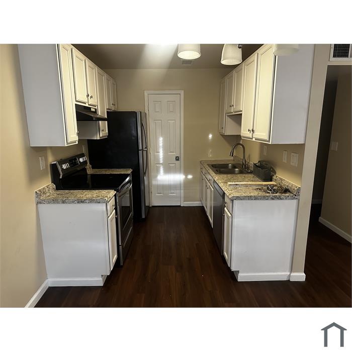 200 Utah St NE