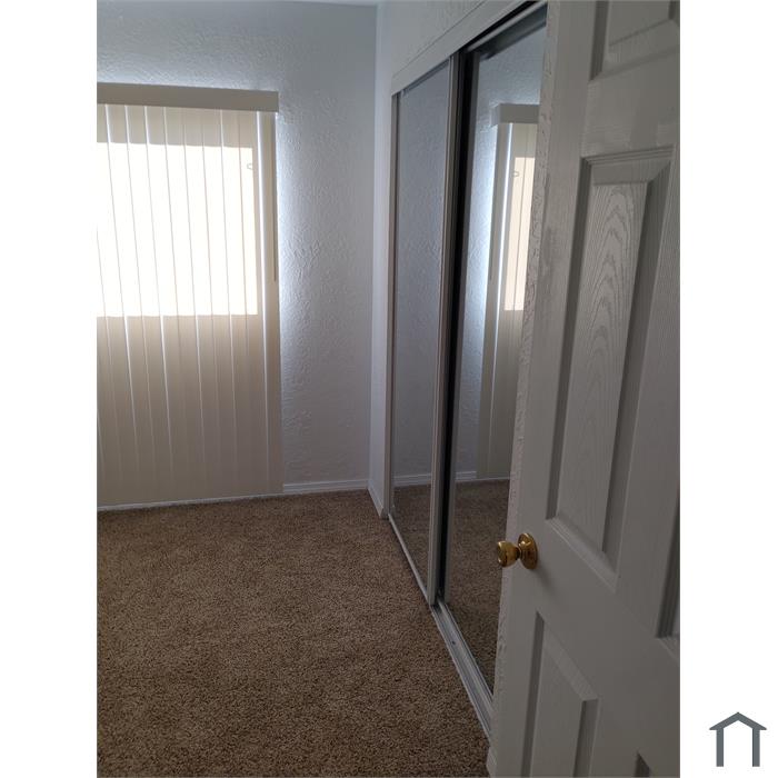 13208 Mountain Rd NE