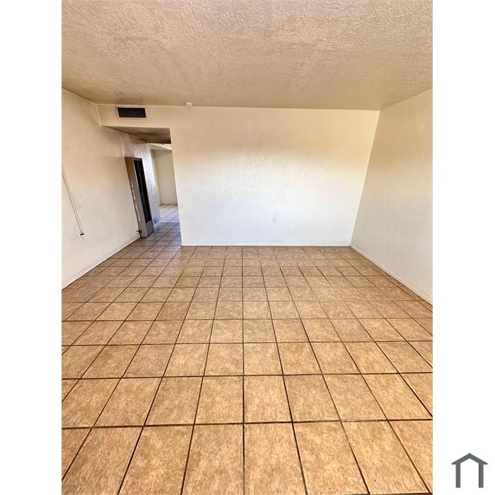 3800 Flora Vista Ave SW