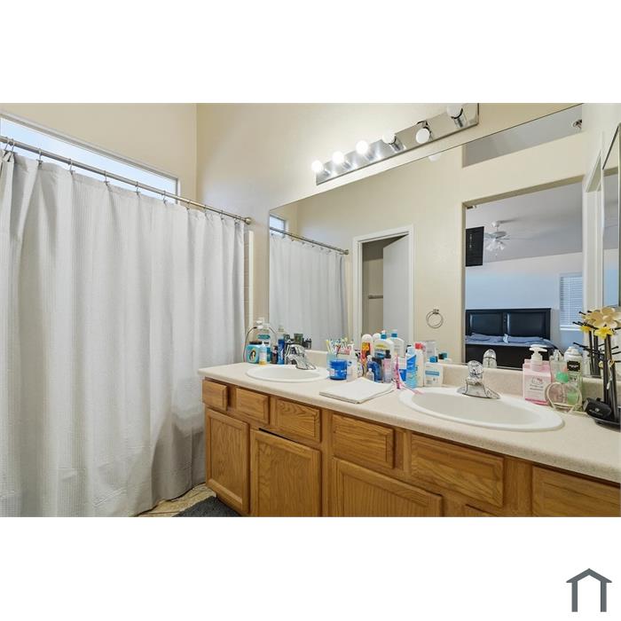 534 Sparrow Gull Ct