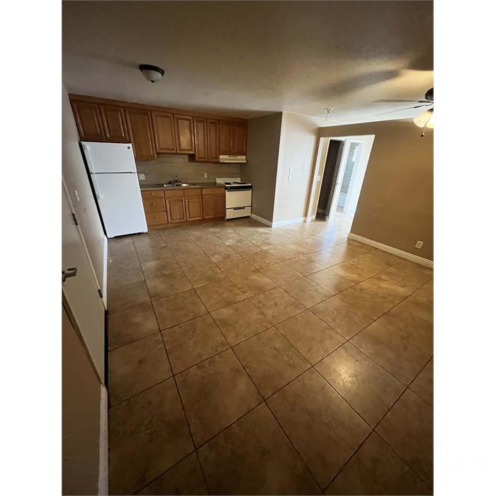 305 N 10th St