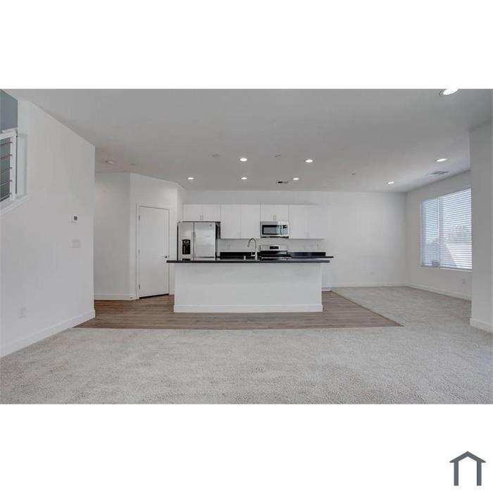 70 Harrison Rose Ct