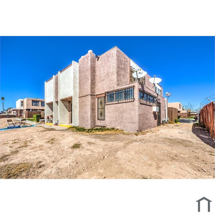 3683 Villa Knolls East Dr