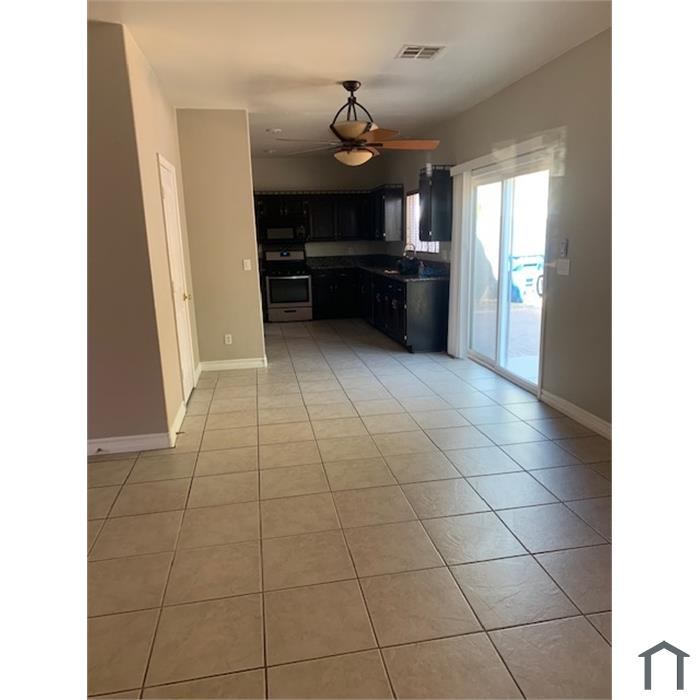 878 Cavaison Ave