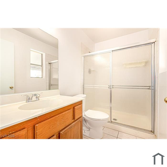 8221 Dans Glen Pl