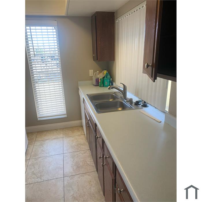 1405 Vegas Valley Dr