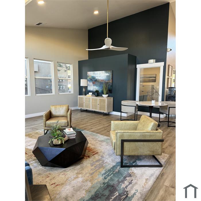 Boulder Creek Apartments