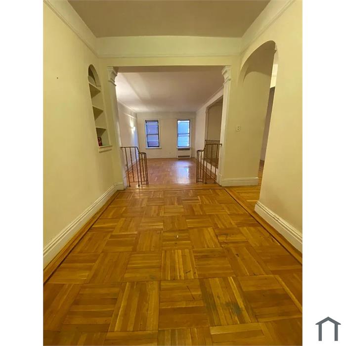 25 Cooper St