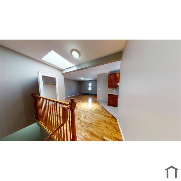 25 Port Richmond Ave