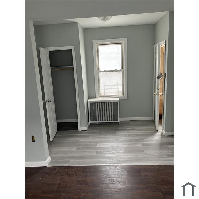 156 Arlington Ave