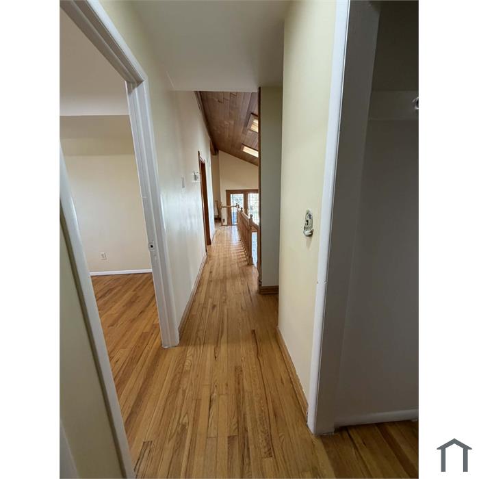 110 Winchester Ave