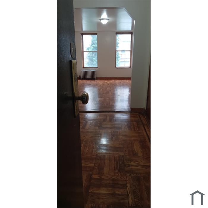 1411 Jesup Ave